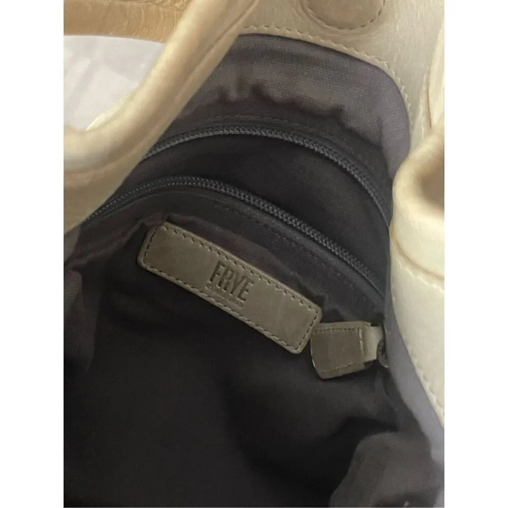Frye Melissa Hobo Bag in Parchment